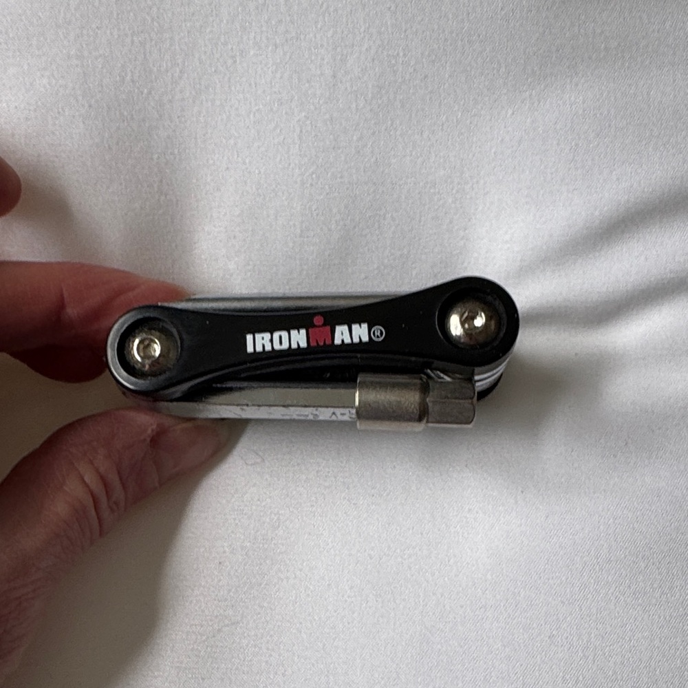 IRONMAN Compact Multi-Tool - Black